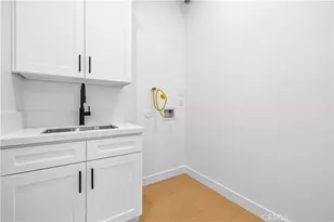 10024 Norwich Ave, Mission Hills (San Fernando), CA 91345 - Photo 30