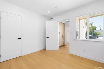 10024 Norwich Avenue, Mission Hills (San Fernando), CA 91345 - Photo 44