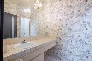 17522 Sherman Way, Van Nuys, CA 91406 - Photo 12