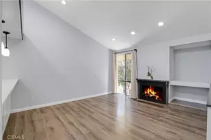 11107 Arminta St Unit 22, Los Angeles, CA 91352 - Photo 8