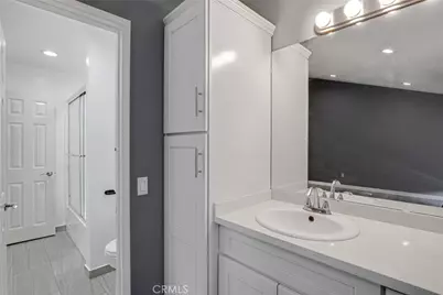 11107 Arminta St Unit 22, Los Angeles, CA 91352 - Photo 18