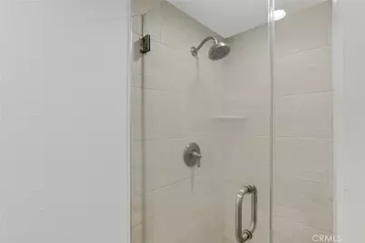 11107 Arminta St Unit 22, Los Angeles, CA 91352 - Photo 24