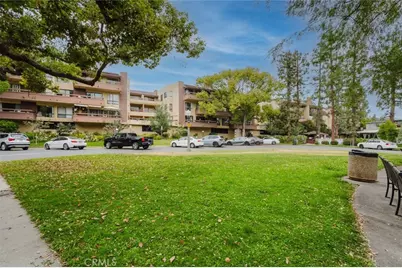 444 Piedmont Avenue #129, Glendale, CA 91206 - Photo 2