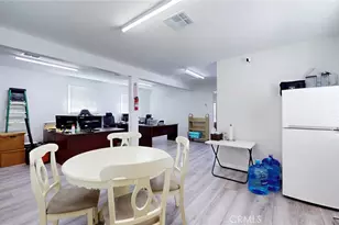 6851 Foothill, Tujunga, CA 91042 - Photo 22
