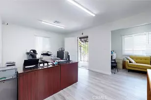 6851 Foothill, Tujunga, CA 91042 - Photo 14