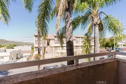 10128 Hillhaven Avenue #101, Tujunga, CA 91042 - Photo 22