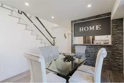 10128 Hillhaven Avenue #101, Tujunga, CA 91042 - Photo 12