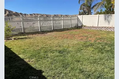 29511 Dana Court, Canyon Country, CA 91387 - Photo 8