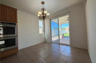 29511 Dana Ct, Canyon Country, CA 91387 - Photo 14
