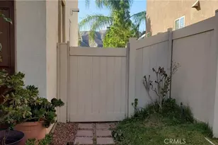 29511 Dana Ct, Canyon Country, CA 91387 - Photo 6
