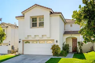 29511 Dana Ct, Canyon Country, CA 91387 - Photo 2
