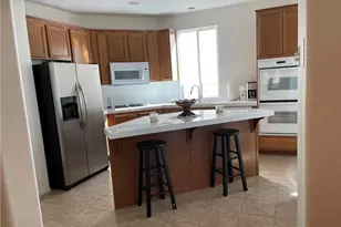 29511 Dana Ct, Canyon Country, CA 91387 - Photo 10