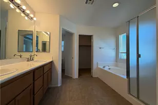 29511 Dana Ct, Canyon Country, CA 91387 - Photo 24