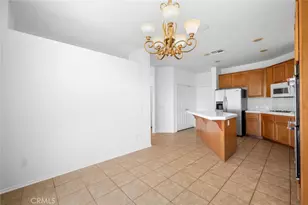 29511 Dana Ct, Canyon Country, CA 91387 - Photo 14