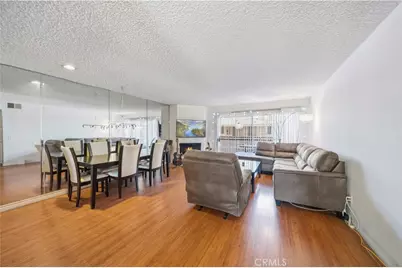 1236 1236 N Columbus Avenue #27, Glendale, CA 91202 - Photo 4