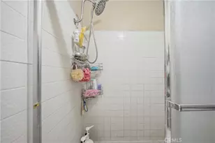 1236 1236 N Columbus Ave, Glendale, CA 91202 - Photo 18