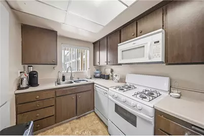 1236 1236 N Columbus Avenue #27, Glendale, CA 91202 - Photo 10