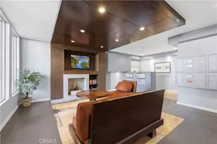 125 N Allen Ave, Pasadena, CA 91106 - Photo 2
