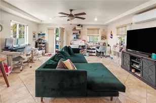 10856 Kalmia St, Los Angeles, CA 90059 - Photo 4