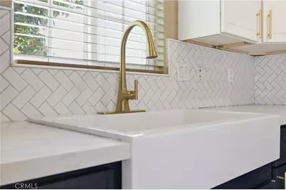 10856 Kalmia Street, Los Angeles, CA 90059 - Photo 8