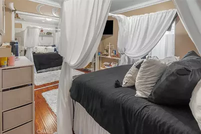 10856 Kalmia Street, Los Angeles, CA 90059 - Photo 18