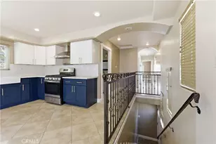 10856 Kalmia St, Los Angeles, CA 90059 - Photo 12