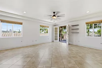 10856 Kalmia Street, Los Angeles, CA 90059 - Photo 2