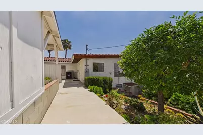 1633 Loma Crest Street, Glendale, CA 91205 - Photo 44