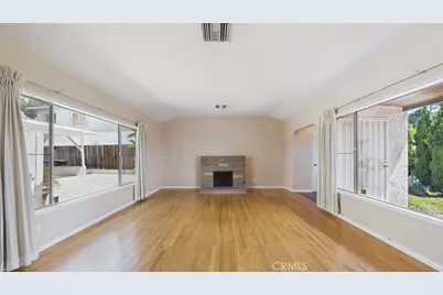 1633 Loma Crest Street, Glendale, CA 91205 - Photo 8
