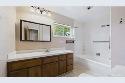 1633 Loma Crest Street, Glendale, CA 91205 - Photo 20