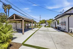 18853 Saticoy, Reseda, CA 91335 - Photo 4