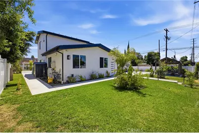 18853 Saticoy, Reseda, CA 91335 - Photo 2