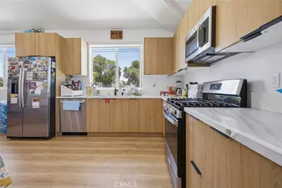 18853 Saticoy, Reseda, CA 91335 - Photo 54