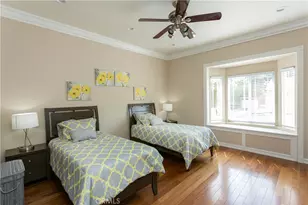 5449 Woodman Ave, Sherman Oaks, CA 91401 - Photo 4