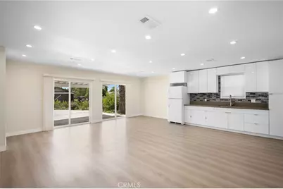 8435 Rincon Avenue, Los Angeles, CA 91352 - Photo 4