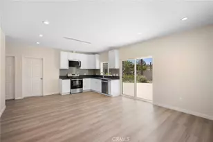 8435 Rincon Ave, Los Angeles, CA 91352 - Photo 40