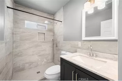 8435 Rincon Avenue, Los Angeles, CA 91352 - Photo 12