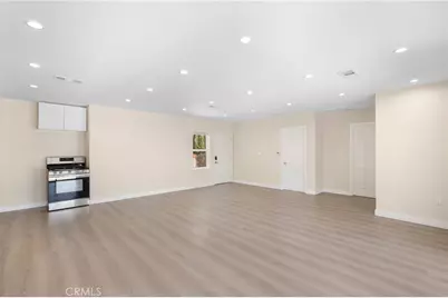 8435 Rincon Avenue, Los Angeles, CA 91352 - Photo 6