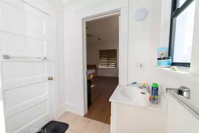 1023 S Wilton Place, Los Angeles, CA 90019 - Photo 24