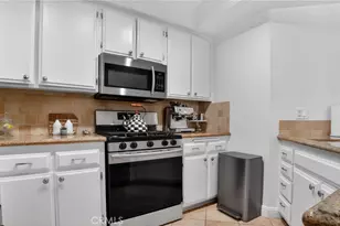 9925 Variel Ave, Chatsworth, CA 91311 - Photo 12