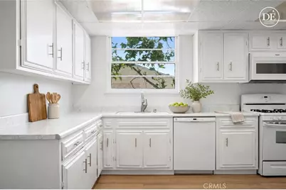 10603 Fernglen Avenue, Tujunga, CA 91042 - Photo 6