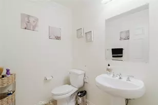 13714 Deane Ln, Sylmar, CA 91342 - Photo 30