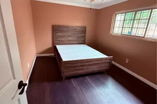 13000 Lull, North Hollywood, CA 91605 - Photo 10