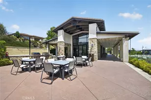 18733 Cedar Crest Dr, Canyon Country, CA 91387 - Photo 12