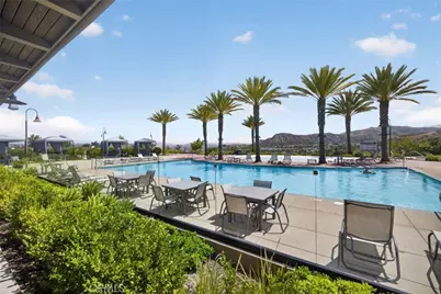 18733 Cedar Crest Drive, Canyon Country, CA 91387 - Photo 14