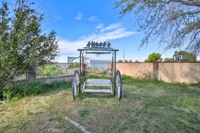 7033 W Avenue A2, Lancaster, CA 93536 - Photo 36