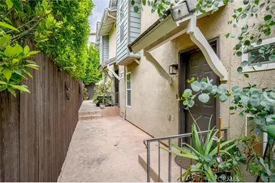2359 Mira Vista Avenue #F, Montrose, CA 91020 - Photo 38