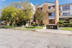 413 Hawthorne St, Glendale, CA 91204 - Photo 2