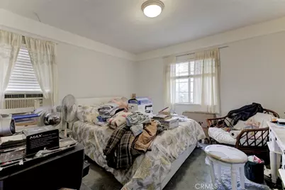 10330 Woodward, Sunland, CA 91040 - Photo 12