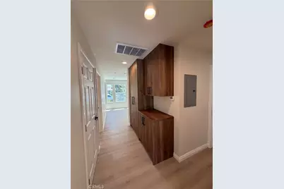 8955 San Luis, South Gate, CA 90280 - Photo 6
